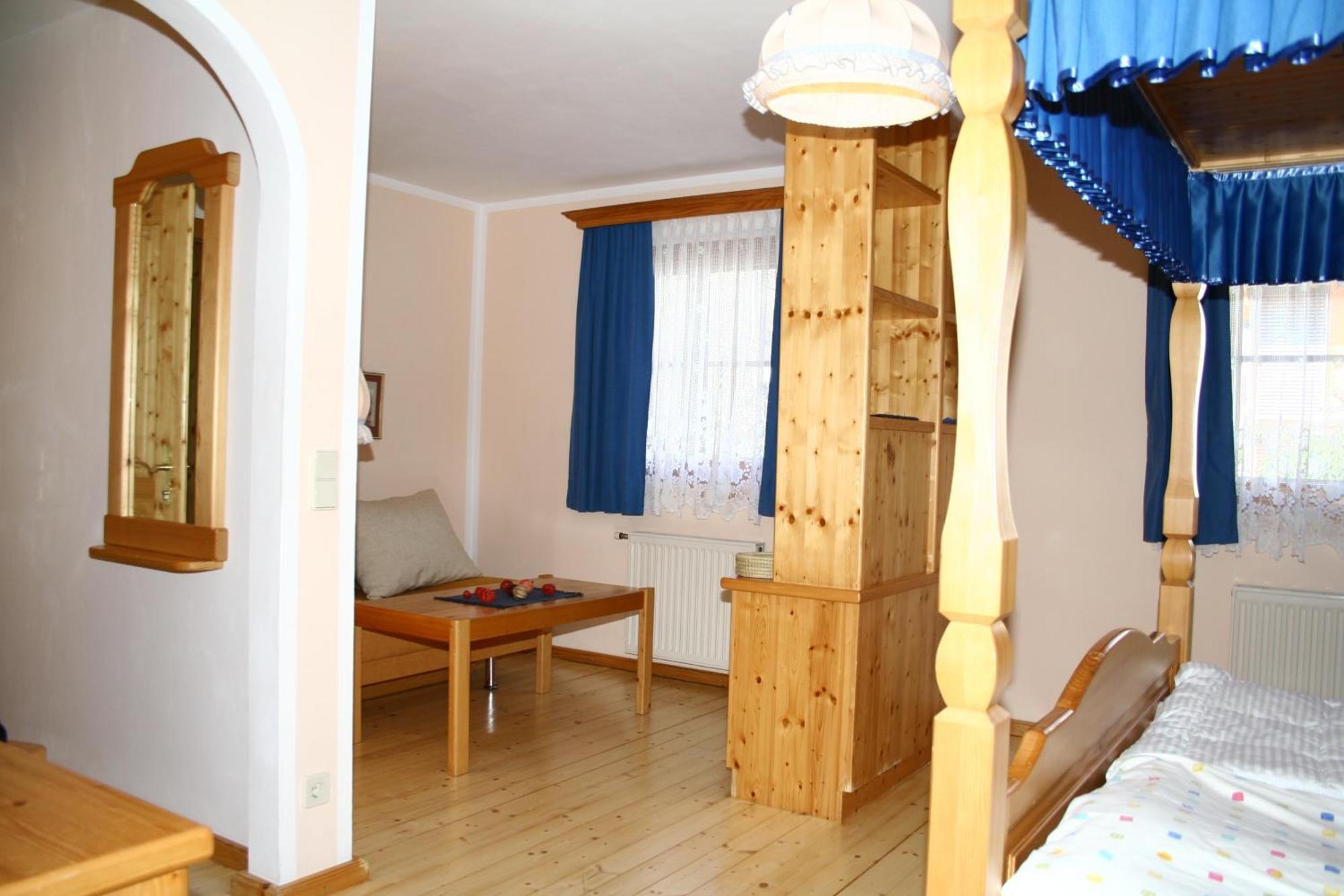 Ferm Guest house 3*